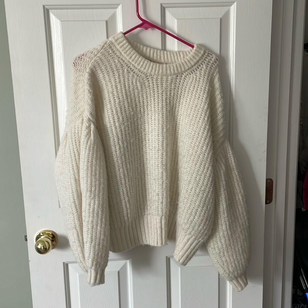 EUC - A New Day Cozy balloon sleeve sweater Target Sz M